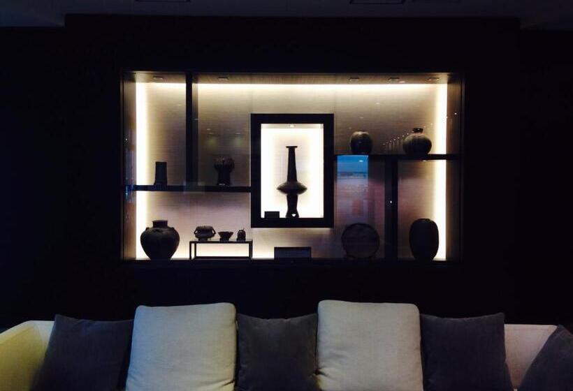 ホテル Okayama Koraku