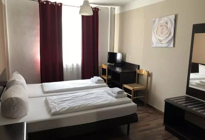 هتل Pension Reiter