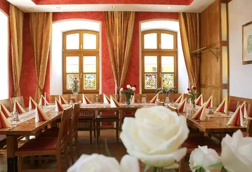 Отель & Restaurant Waldschloss