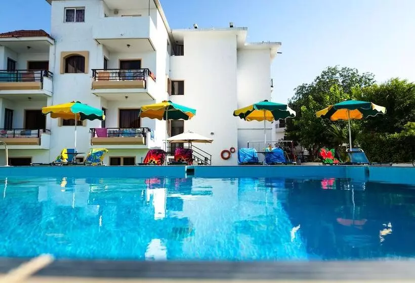 Anixis Hotel & Apartments