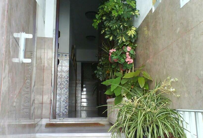 فندق فئة نجمة واحدة Casa Sousa