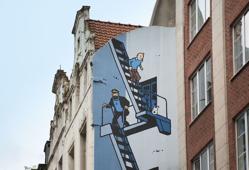 هتل Aloft Brussels Schuman