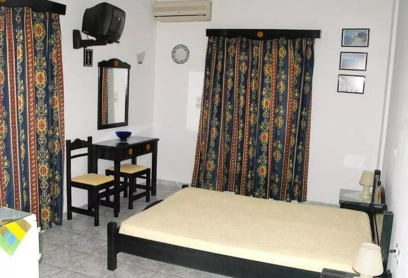 בית מלון כפרי Anna Zisimos