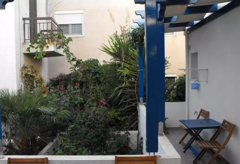 בית מלון כפרי Anna Zisimos