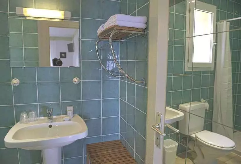 בית מלון כפרי Azur