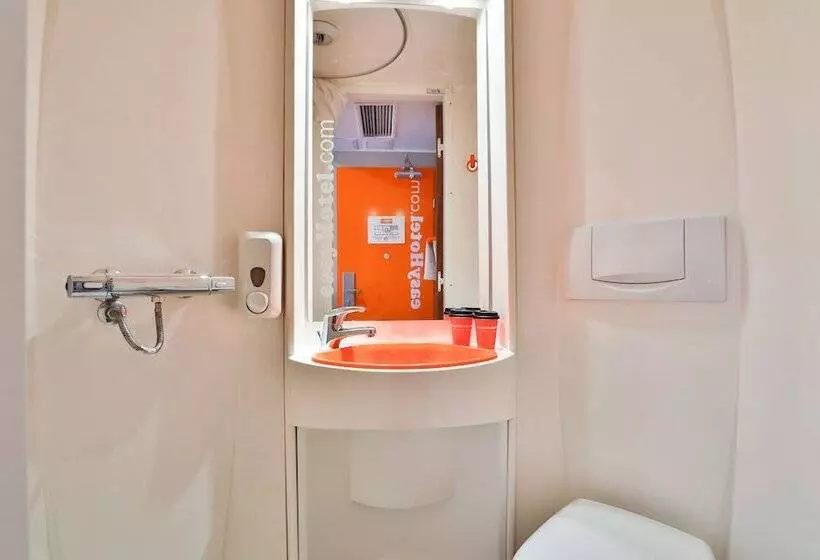 Easyhotel Sofia