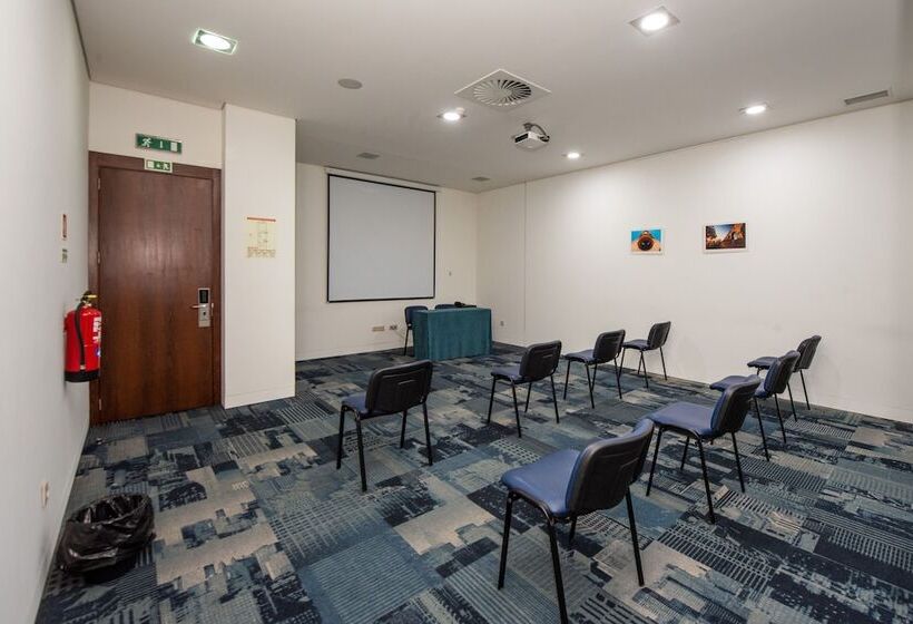 هتل Eurostars Oporto