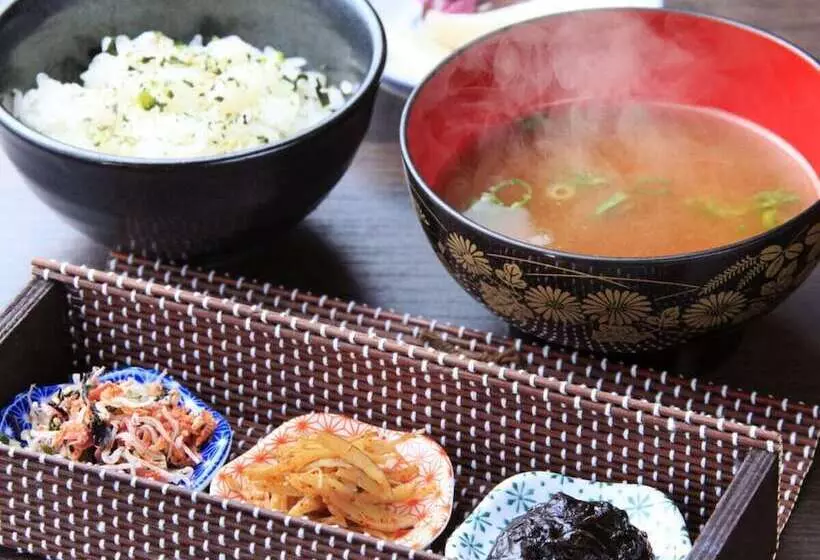 Отель Izu Ippeki Lake Lakeside Terrace