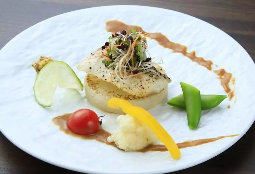 Отель Izu Ippeki Lake Lakeside Terrace