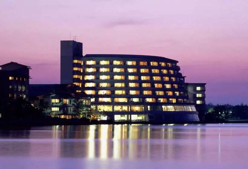 Apa Hotel & Resort Kaga Katayamazu Onsen Kasuikyo