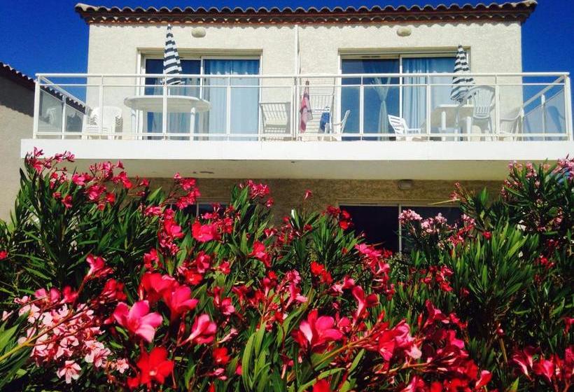 Отель Résidence Goélia Les Jardins De Phoebus