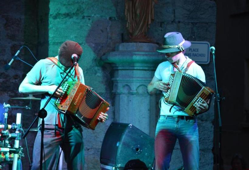 Отель Résidence Goélia Les Jardins De Phoebus