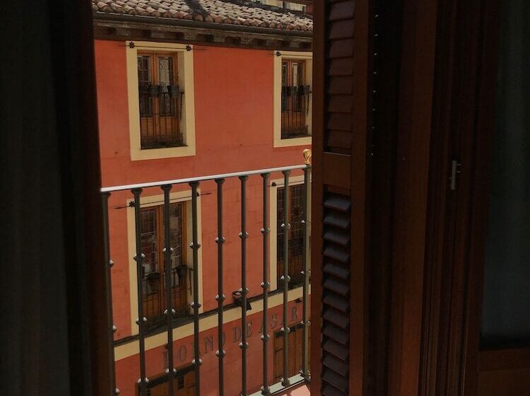 هتل Posada Del Leon De Oro Boutique