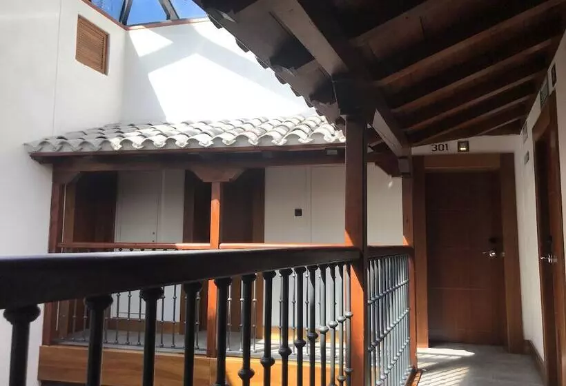 هتل Posada Del Leon De Oro Boutique