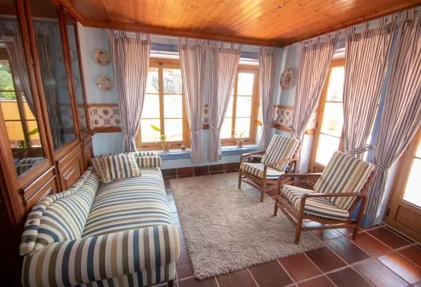 Отель Quinta Da Azenha óbidos