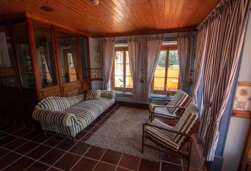 Отель Quinta Da Azenha óbidos