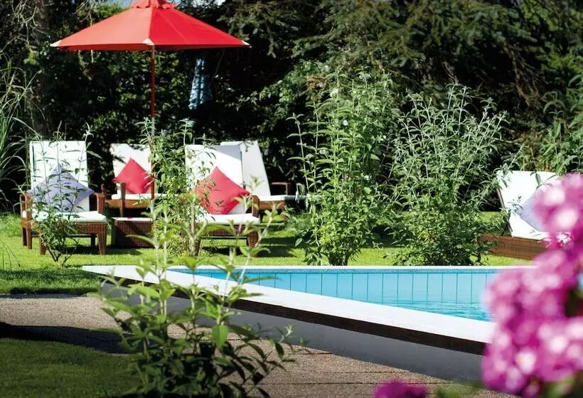 Alpenparks Hotel & Apartment Taxacher