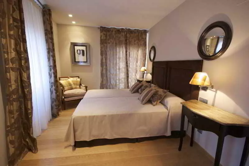 هتل Solar de Febrer