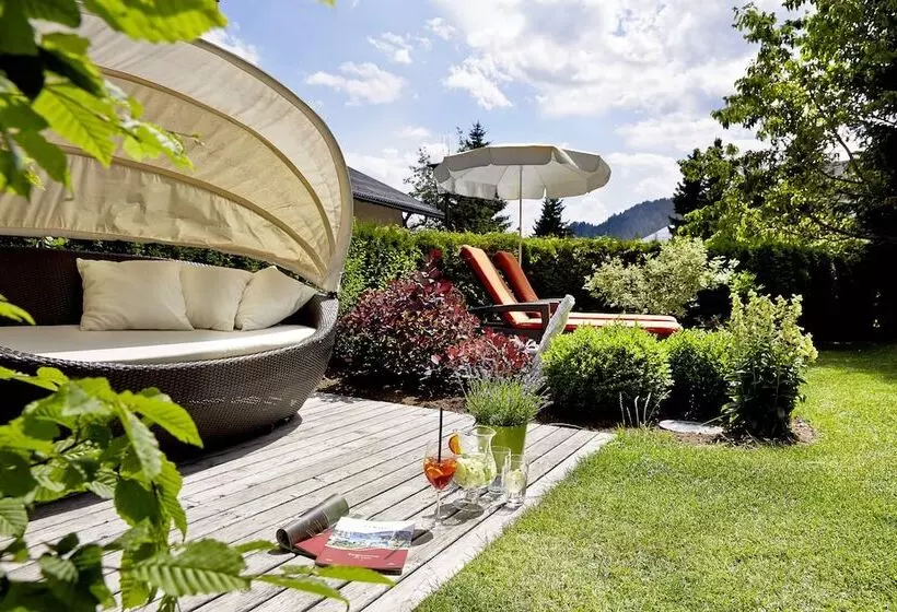 هتل Tirol Fiss 4sterne Superior