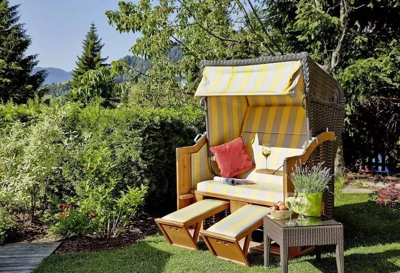 هتل Tirol Fiss 4sterne Superior