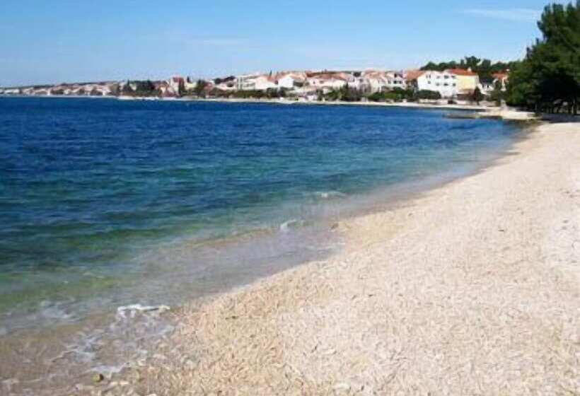 هتل Villa Triana Adults Only