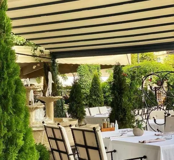 تختخواب و صبحانه Luxury Rooms Skadarlija