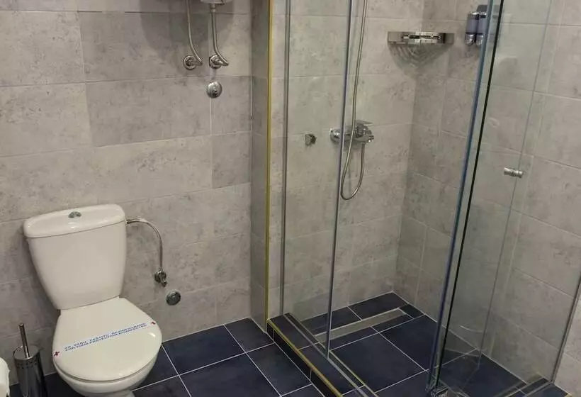 تختخواب و صبحانه Luxury Rooms Skadarlija