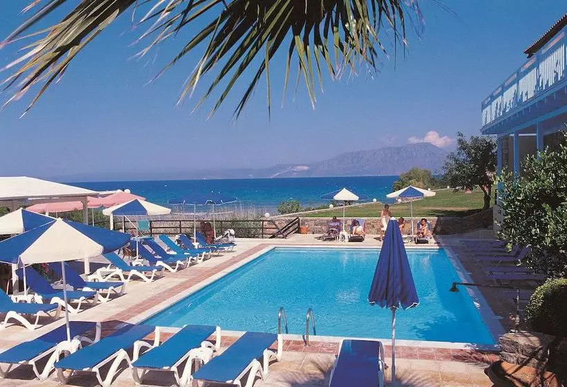 ホテル Almiros Apartments