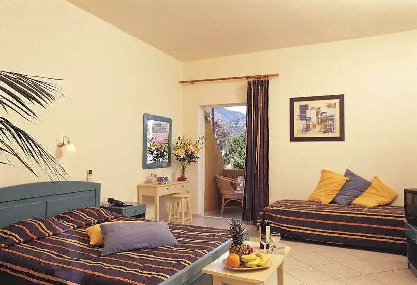 ホテル Almiros Apartments