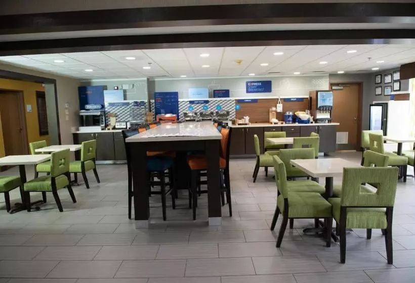 Holiday Inn Express Hotel And Suites Houston Kingwood