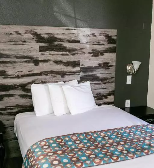 فندق Anaheim Discovery Inn And Suites