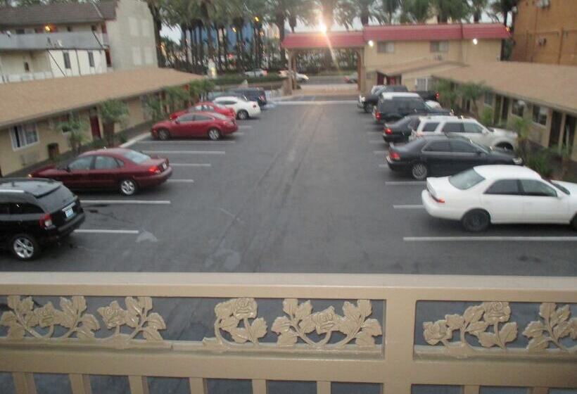 호텔 Anaheim Discovery Inn And Suites