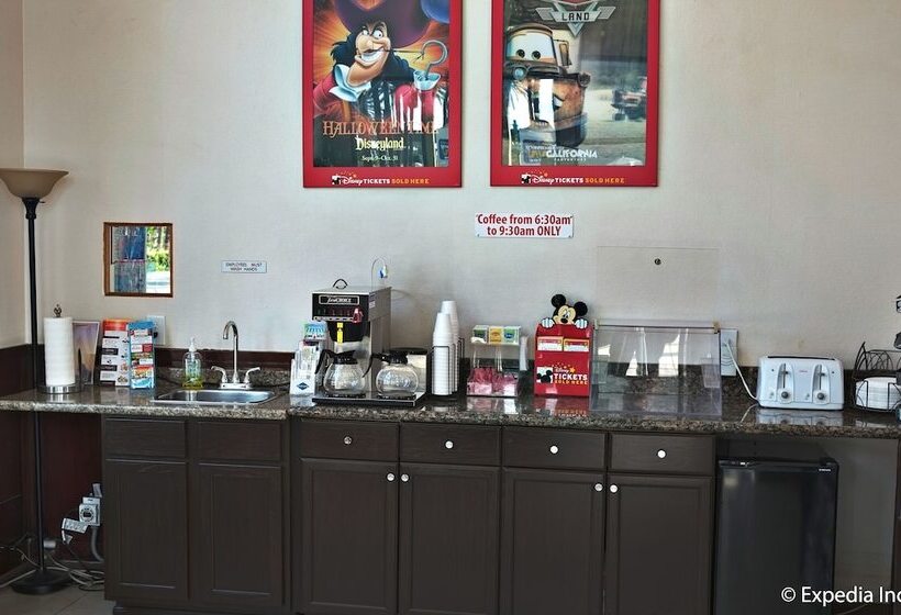 호텔 Anaheim Discovery Inn And Suites