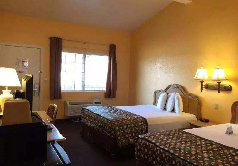 فندق Anaheim Discovery Inn And Suites