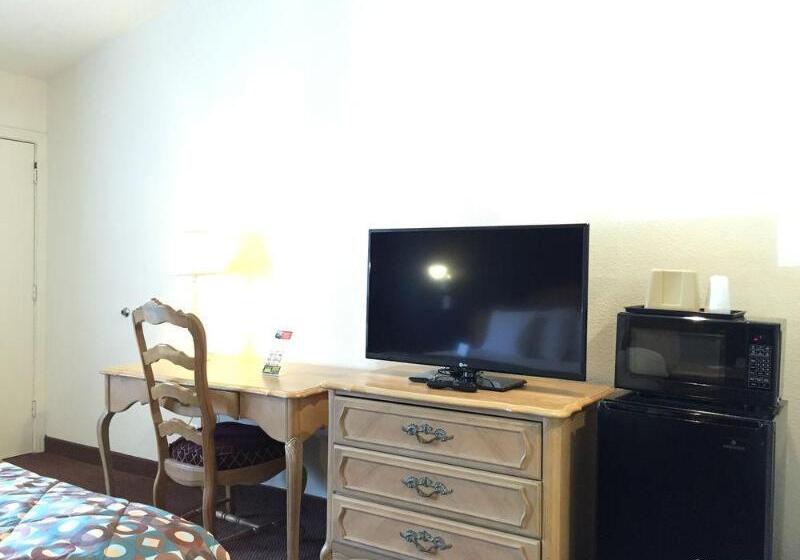 호텔 Anaheim Discovery Inn And Suites