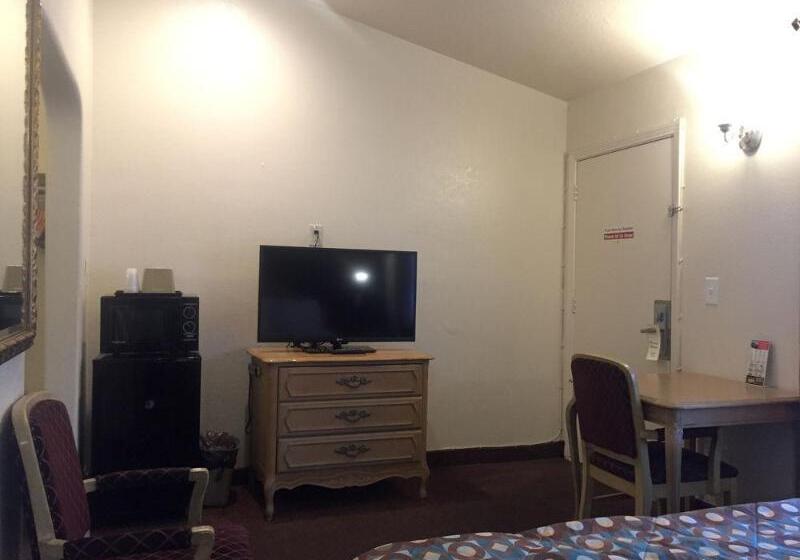 호텔 Anaheim Discovery Inn And Suites
