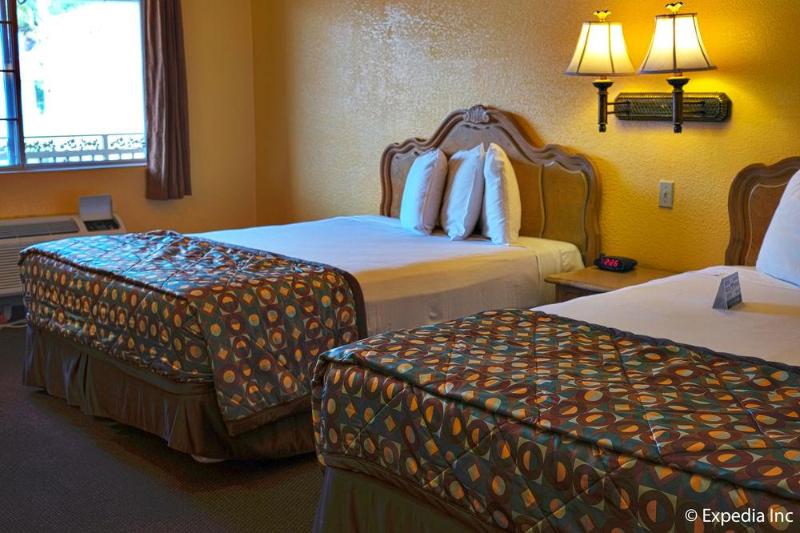 호텔 Anaheim Discovery Inn And Suites