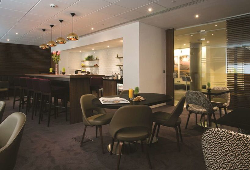 Doubletree By Hilton Hotel London Tower Of London