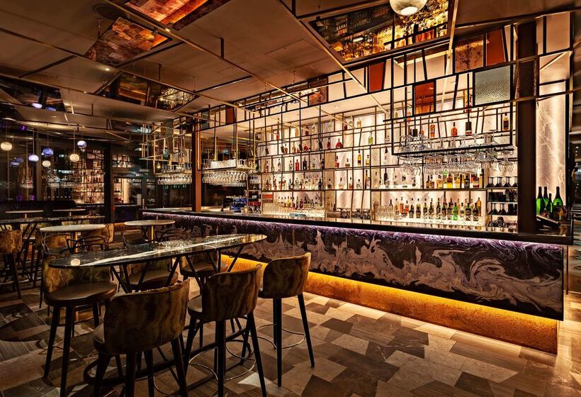 Doubletree By Hilton Hotel London Tower Of London