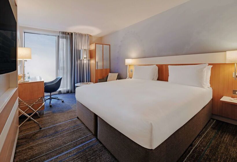 Doubletree By Hilton Hotel London Tower Of London