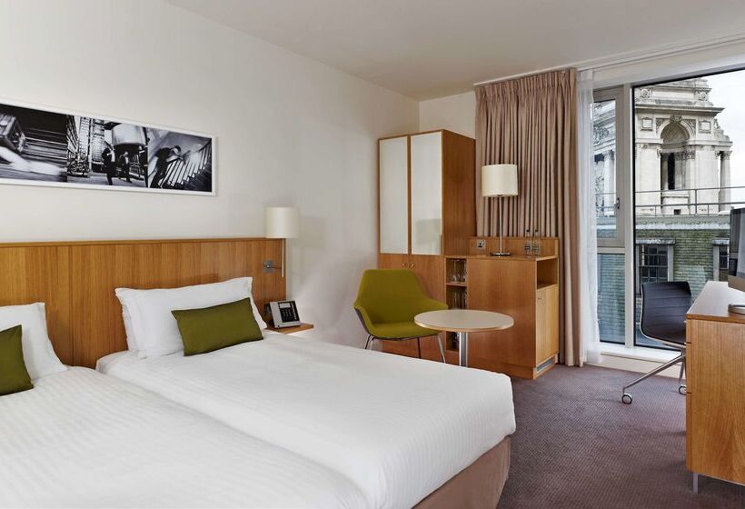 Doubletree By Hilton Hotel London Tower Of London