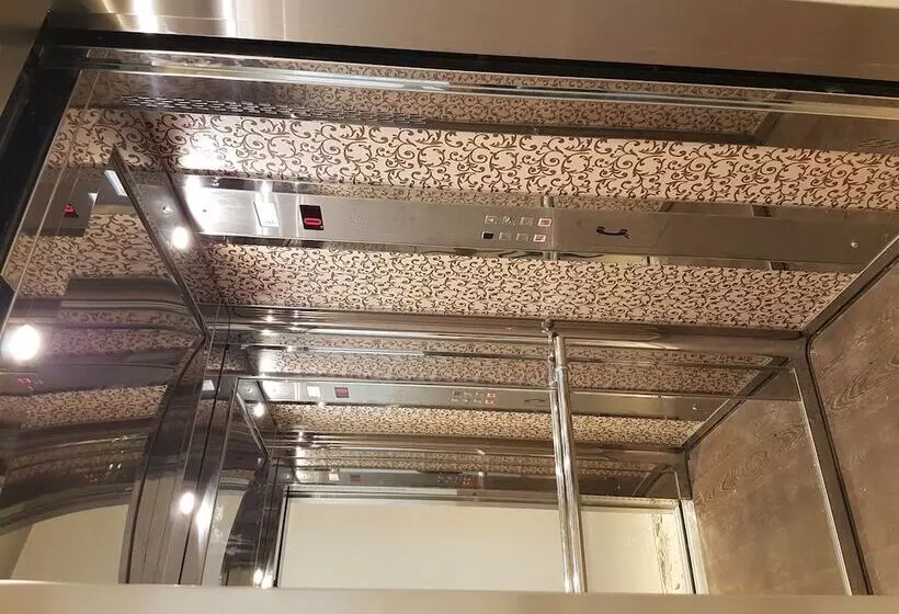 בית מלון כפרי Glyfada Beach