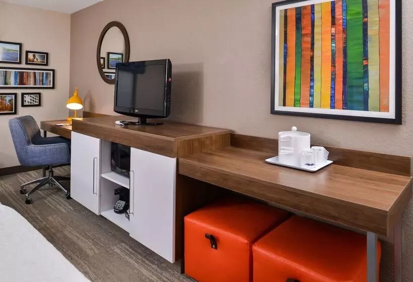 호텔 Hampton Inn Emporia