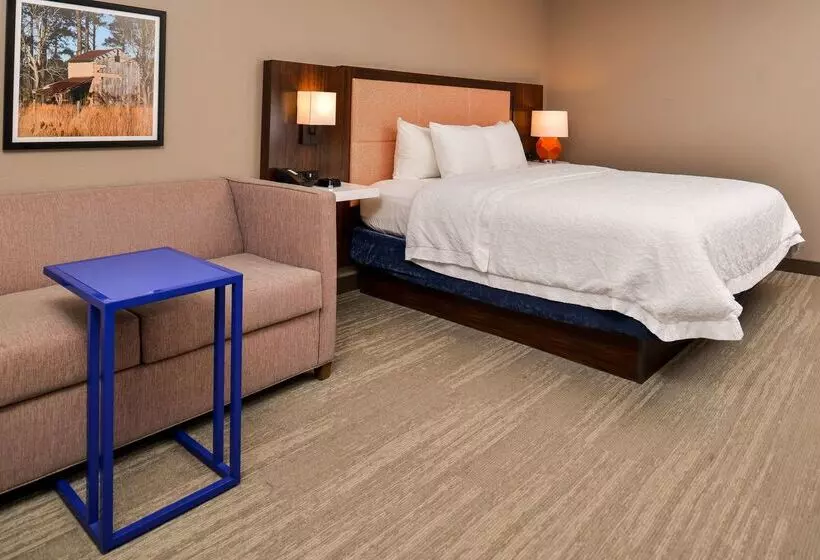 호텔 Hampton Inn Emporia