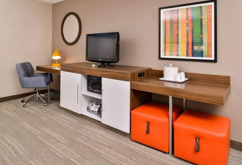 호텔 Hampton Inn Emporia