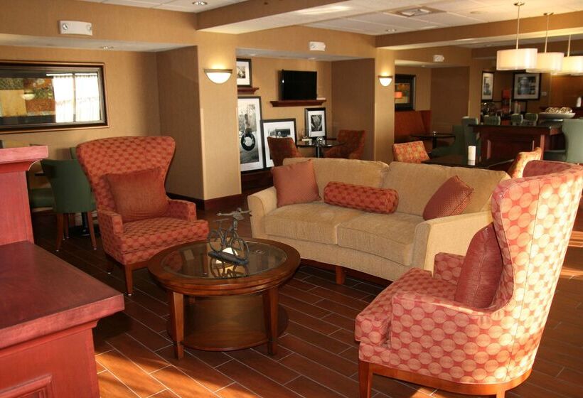 בית מלון כפרי Hampton Inn Haysnorth Of I70