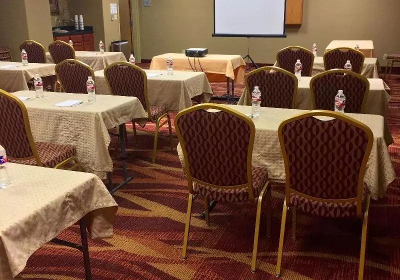 酒店 Hampton Inn Haysnorth Of I70