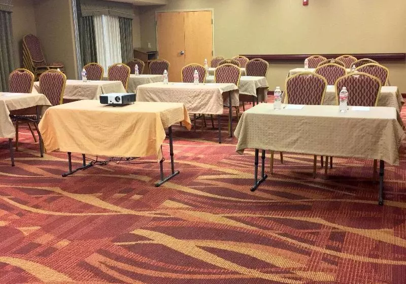 酒店 Hampton Inn Haysnorth Of I70