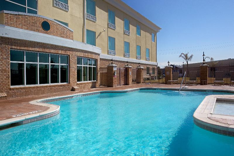 هتل Holiday Inn Express Pearland, An Ihg
