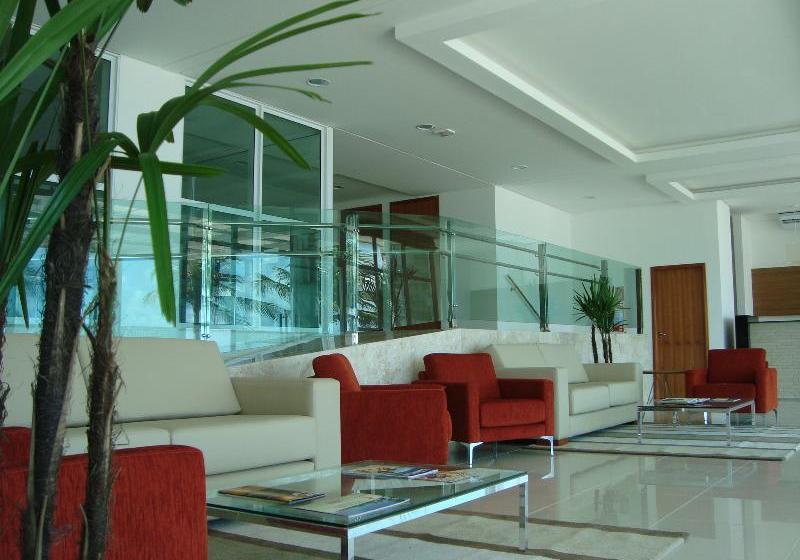 Happy Hotel Manaíra